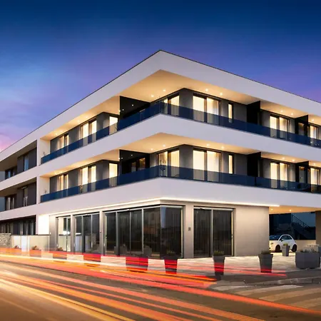 Fly - S1 - Mpolo Medulin