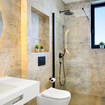 بيت ضيافة Fly - S1 - Mpolo