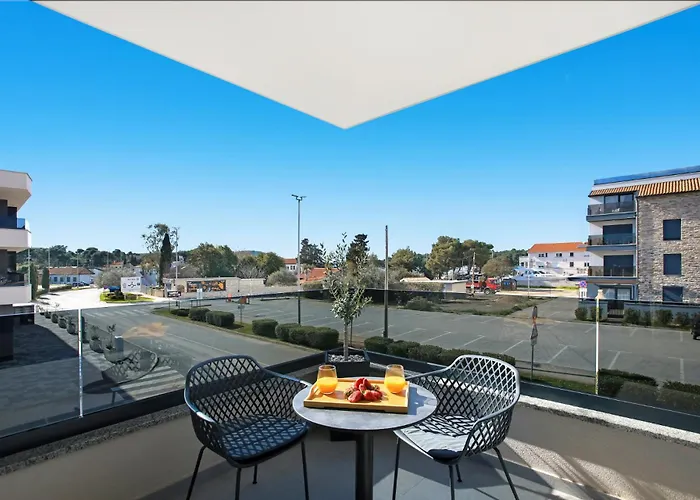 Fly - S1 - Mpolo Medulin